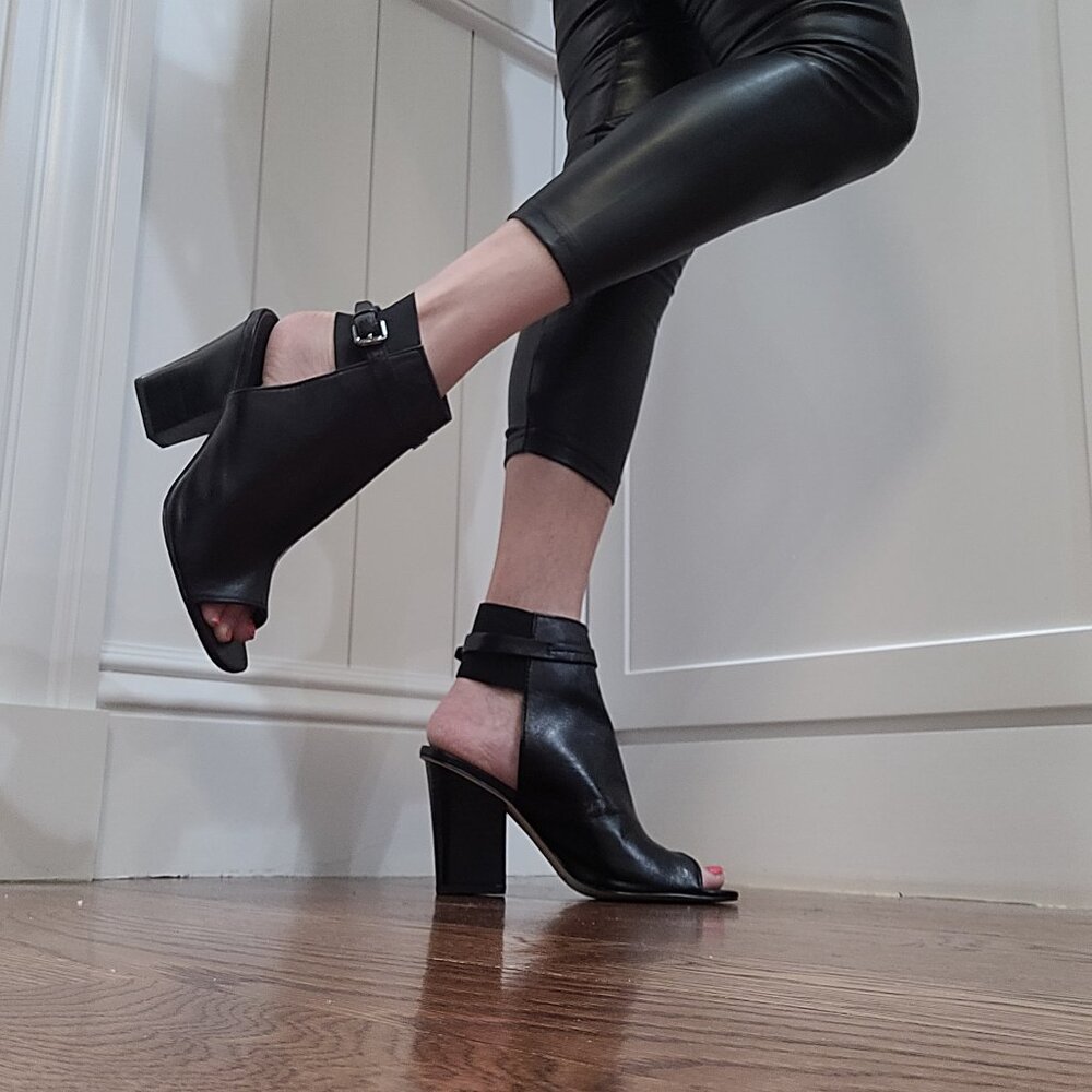 VIA SPIGA Black Peep Toe Ankle Leather Sandals / Booties. Block Heel‎. 6.5.